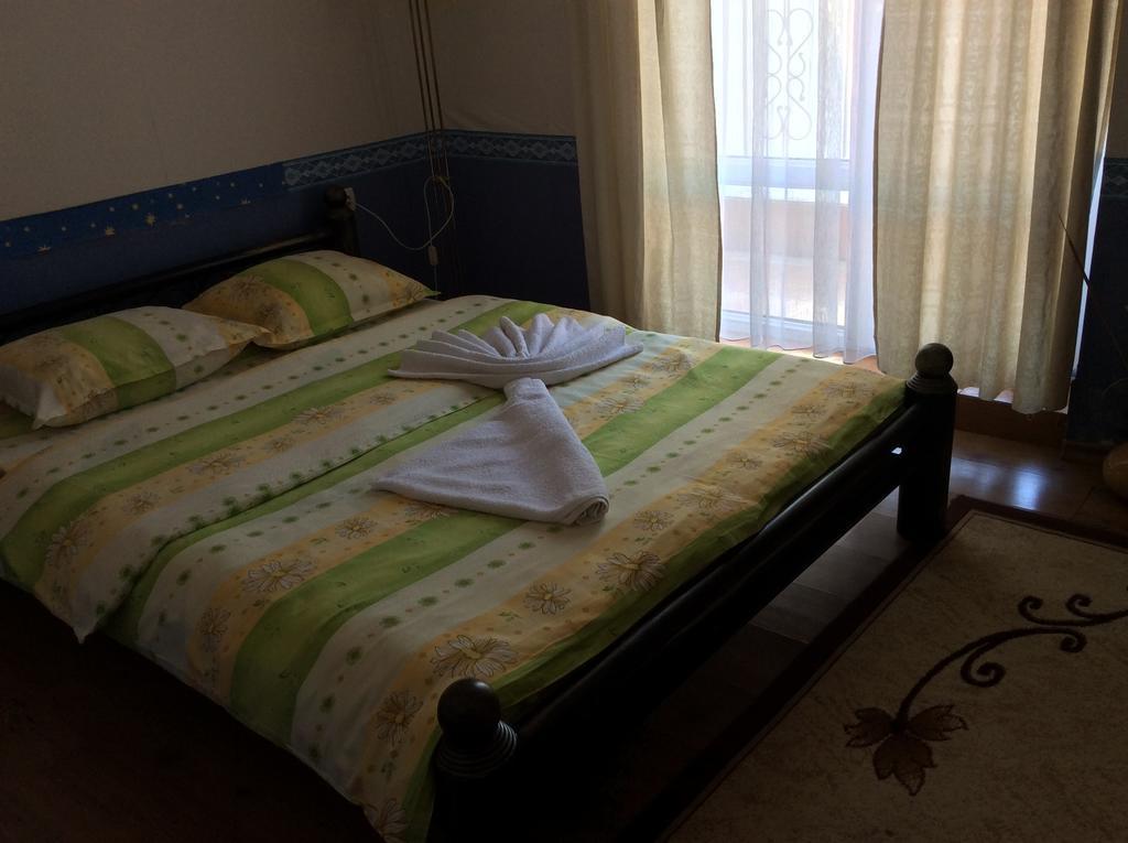 National Hotel روس الغرفة الصورة