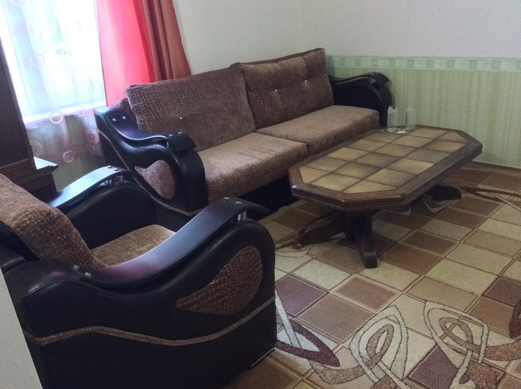 National Hotel روس الغرفة الصورة