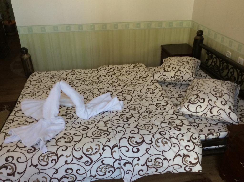 National Hotel روس الغرفة الصورة